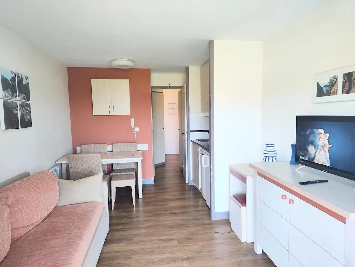 Heart Of Holiday Village, Near Beach, Wifi, Parking Saint-Raphael  Apartment Saint-Raphael (Var)