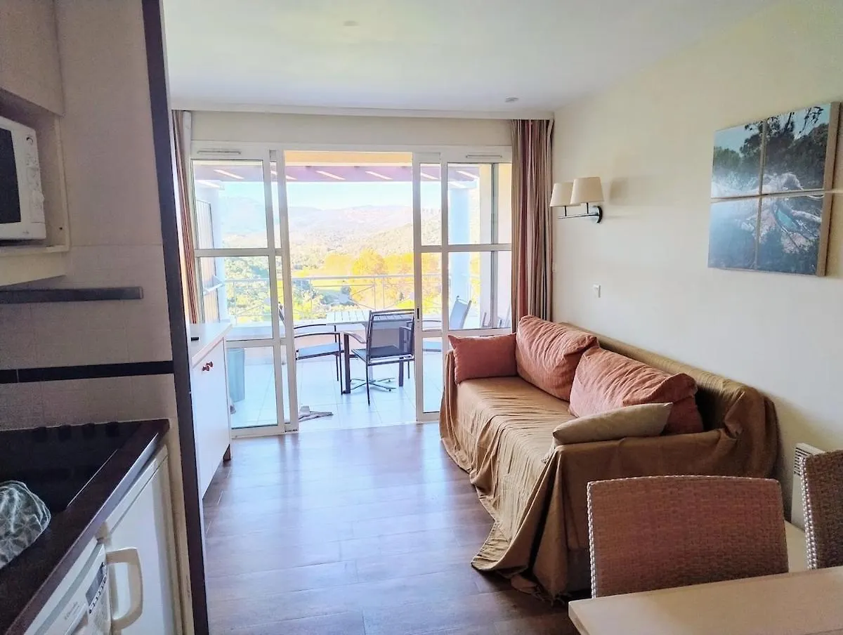 Heart Of Holiday Village, Near Beach, Wifi, Parking Saint-Raphael  Apartment